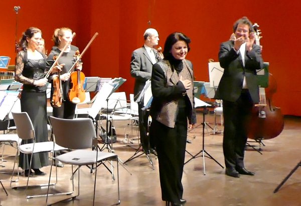 Немецкое издательство Hans Sikorski опубликовало материал о Фирангиз Ализаде (ФОТО)