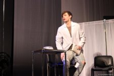 Аншлаг и овации: "Жестокий урок" от российских актеров в Баку (ФОТО)