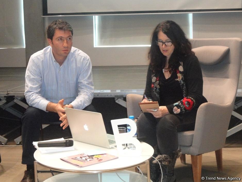 YARAT провел семинар американского режиссера-документалиста Лизы Лиман (ФОТО)