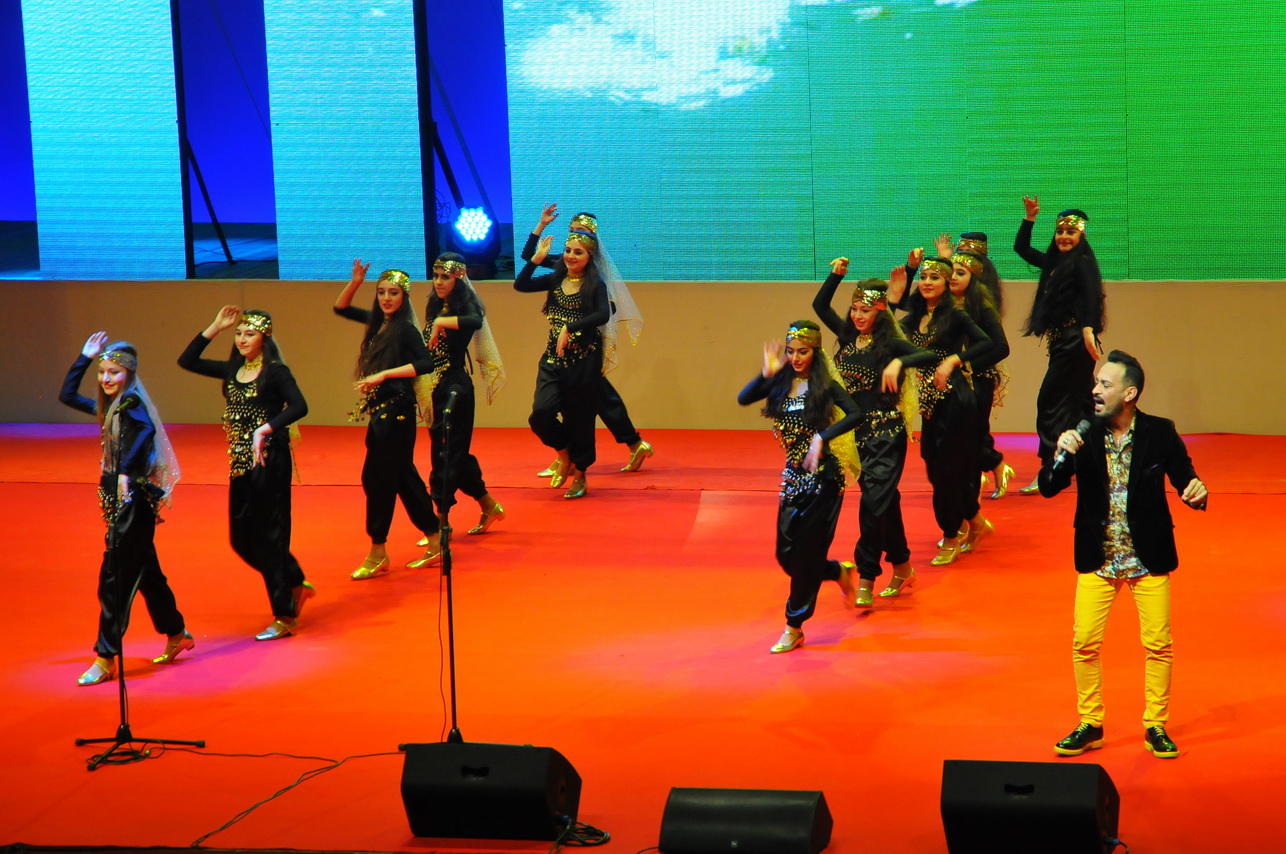 Серенады любви в Баку: от счастья встреч до горечи разлук…(ФОТО)