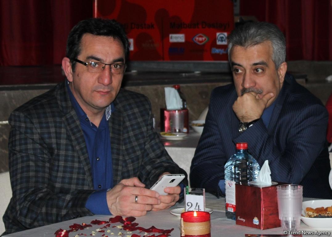 Баку и любовь: Каждая строчка, как мгновение судьбы (ФОТО)