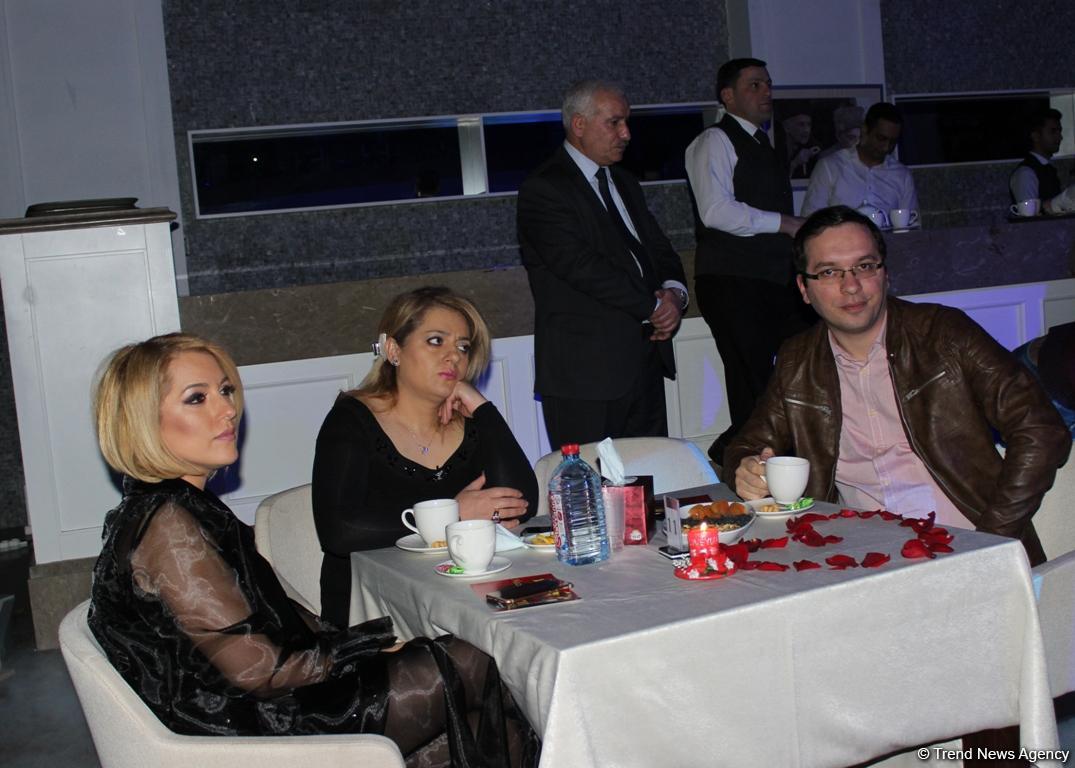 Баку и любовь: Каждая строчка, как мгновение судьбы (ФОТО)