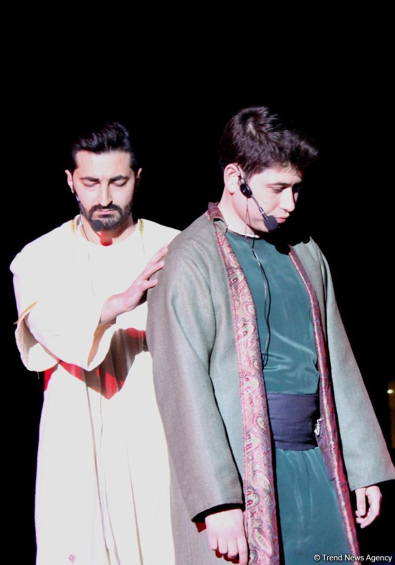 Баку и любовь: Каждая строчка, как мгновение судьбы (ФОТО)