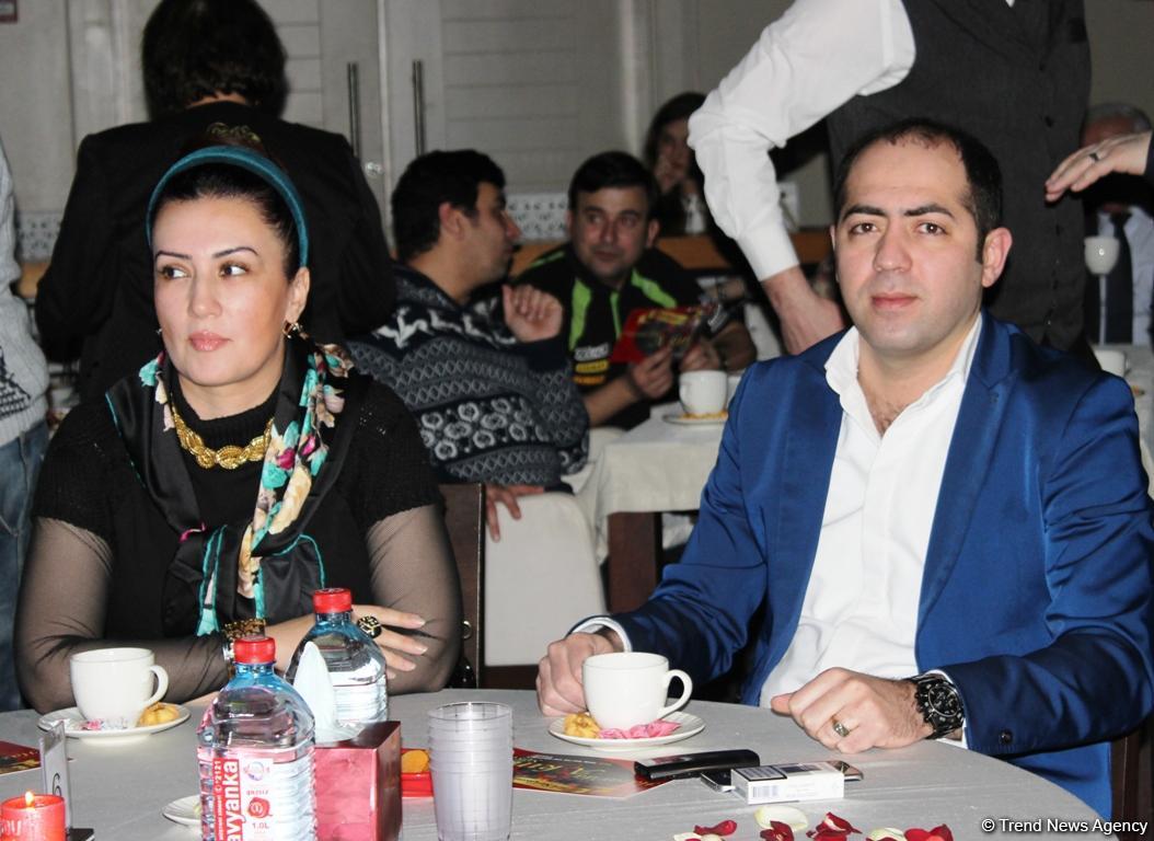 Баку и любовь: Каждая строчка, как мгновение судьбы (ФОТО)