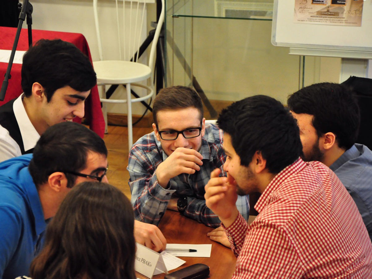 Азербайджанская команда интеллектуалов покоряет Москву (ФОТО)