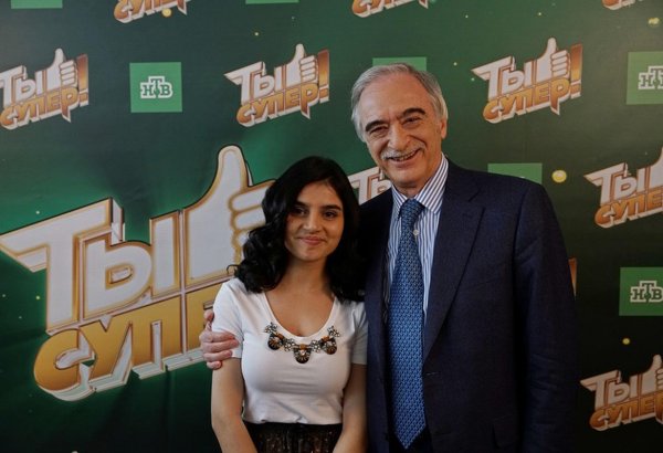 Полад Бюльбюльоглу поддержал азербайджанскую участницу проекта "Ты супер!" (ФОТО)