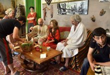 Неудачная премьера азербайджанских братьев, или Любовь к одной женщине (ФОТО)