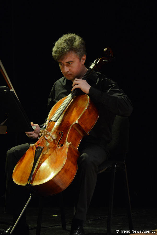 «Человек, которого я люблю» на Творческой сцене «ÜNS» (ФОТО)