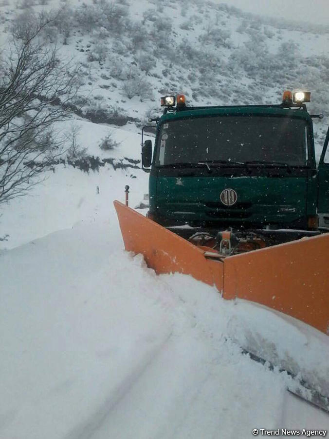 Восстановлено автомобильное движение на трассе Масаллы-Ярдымлы  (ФОТО/ВИДЕО)