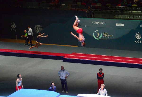 В Баку стартовали финалы Кубка мира FIG по прыжкам на батуте и тамблингу (ФОТО)