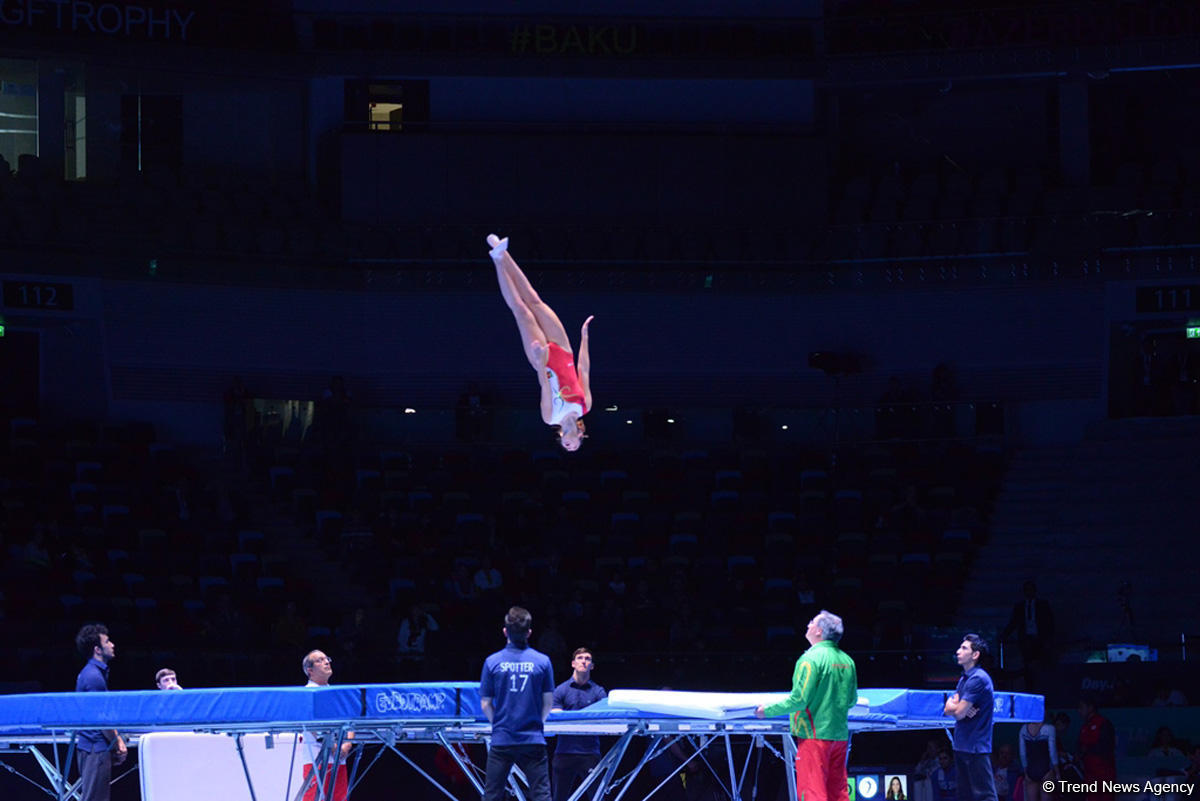 Квалификационные соревнования мужчин и женщин по прыжкам на батуте и тамблингу на Кубке мира FIG в Баку (ФОТОРЕПОРТАЖ 2)