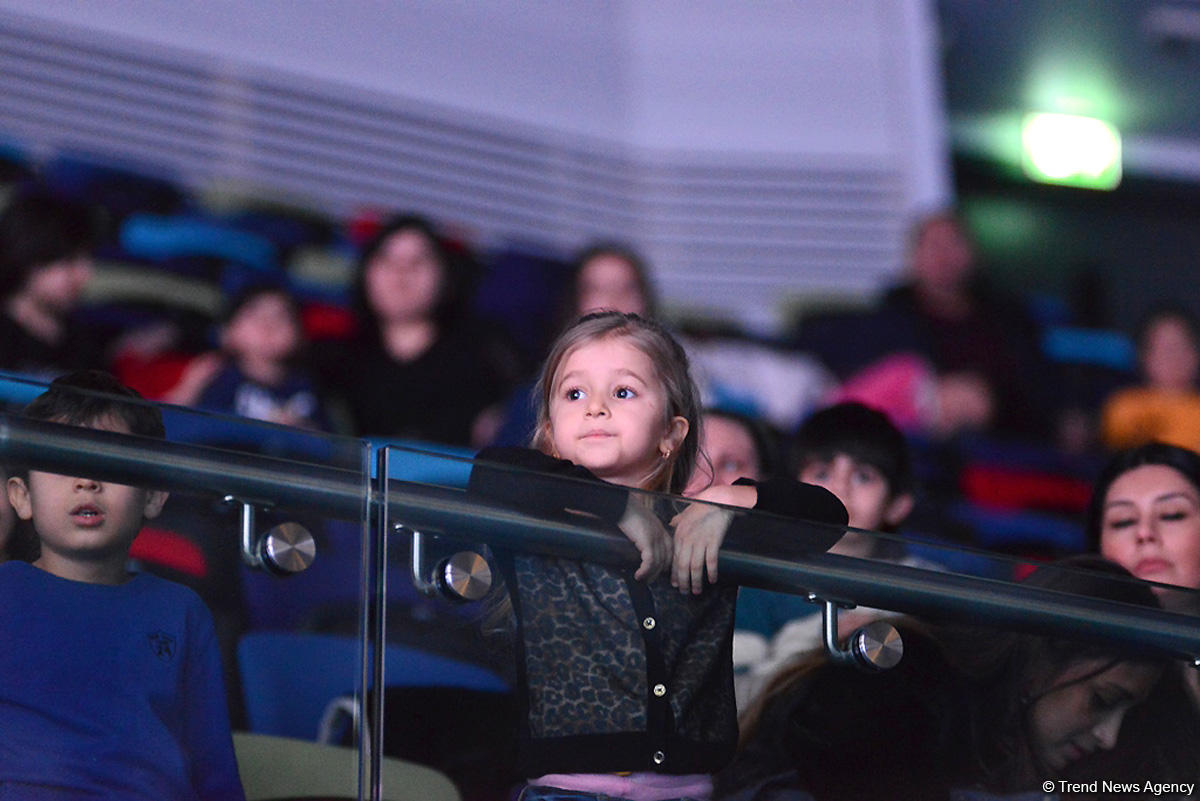 Квалификационные соревнования мужчин и женщин по прыжкам на батуте и тамблингу на Кубке мира FIG в Баку (ФОТОРЕПОРТАЖ)