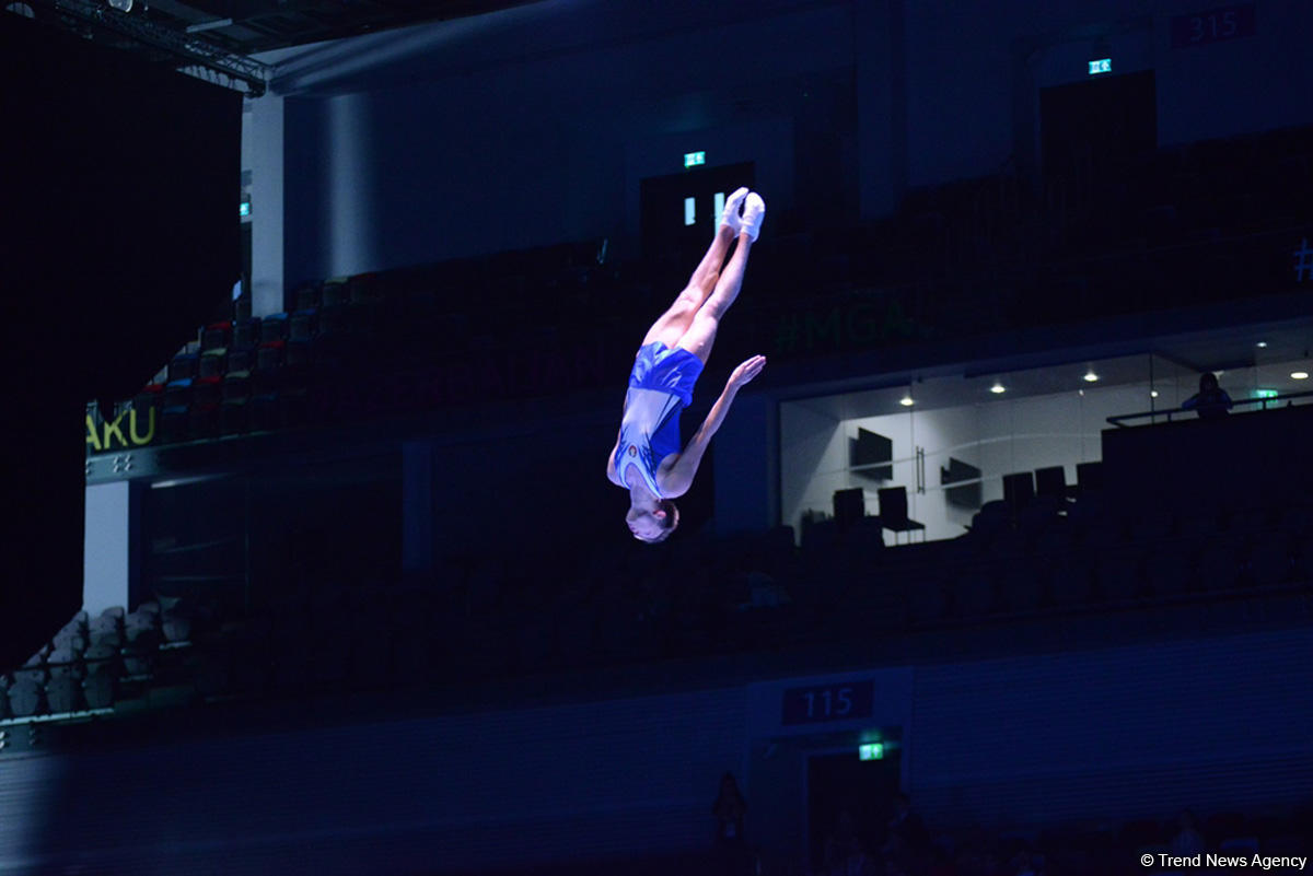 Квалификационные соревнования мужчин и женщин по прыжкам на батуте и тамблингу на Кубке мира FIG в Баку (ФОТОРЕПОРТАЖ)