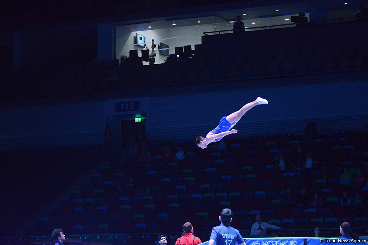 Квалификационные соревнования мужчин и женщин по прыжкам на батуте и тамблингу на Кубке мира FIG в Баку (ФОТОРЕПОРТАЖ)