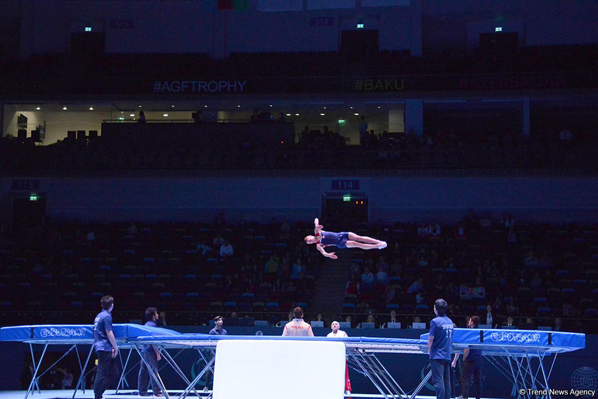 Квалификационные соревнования мужчин и женщин по прыжкам на батуте и тамблингу на Кубке мира FIG в Баку (ФОТОРЕПОРТАЖ)