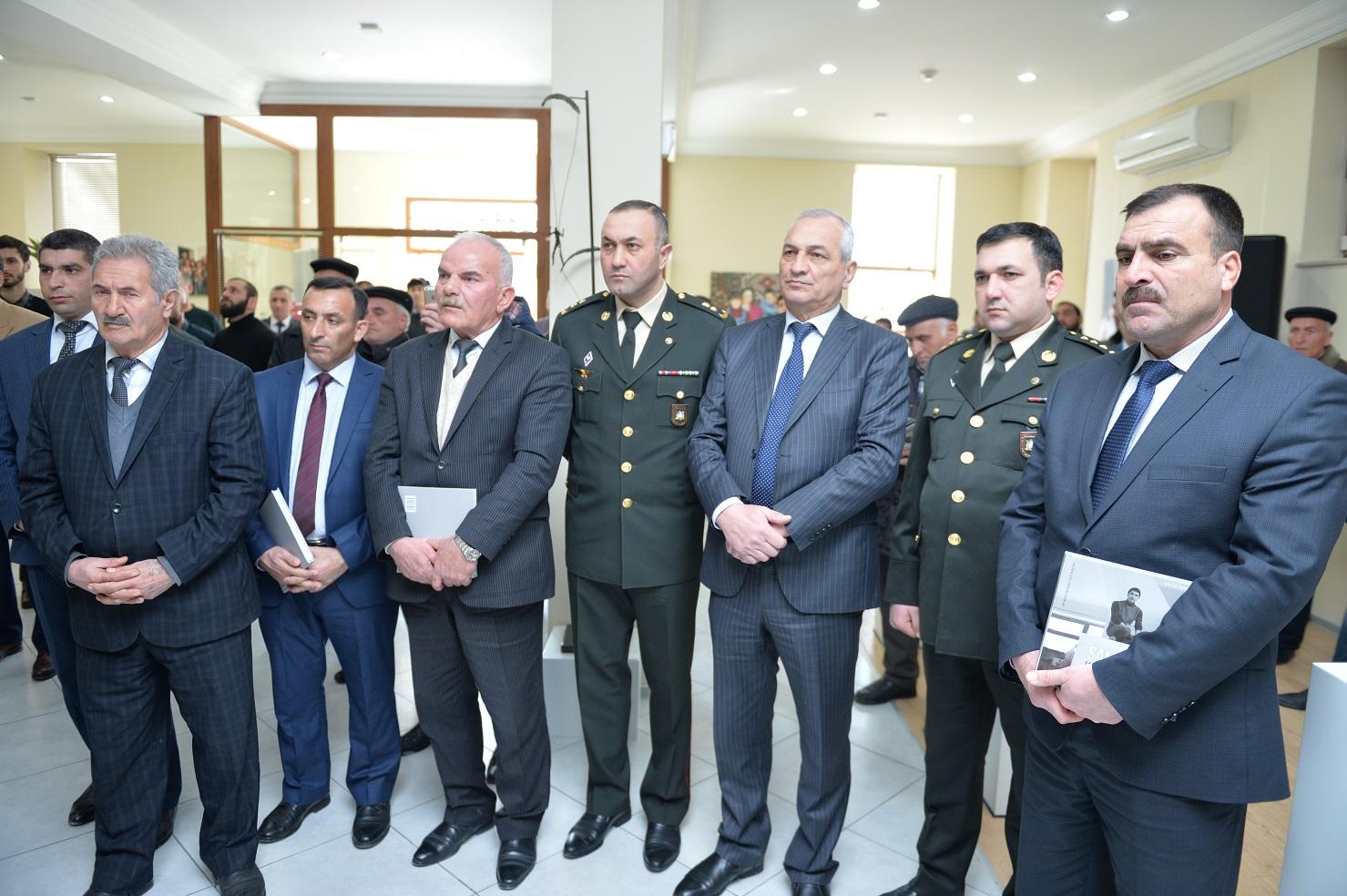 В Шамахе презентовано издание о жизни и творчестве скульптора – шехида Самира Качаева  (ФОТО)