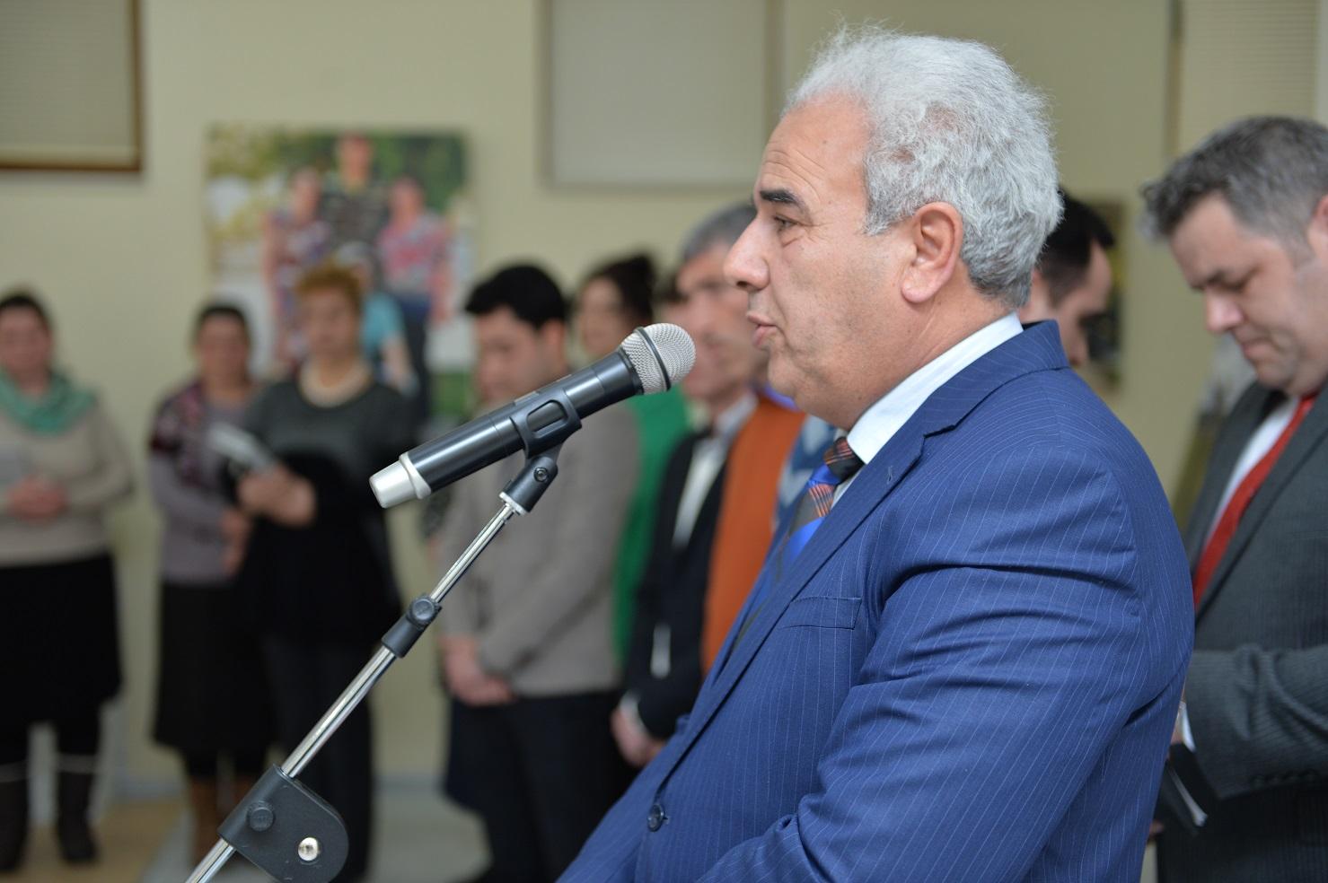 В Шамахе презентовано издание о жизни и творчестве скульптора – шехида Самира Качаева  (ФОТО)