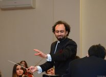 В Баку состоялись вечер классической музыки и презентация книги памяти видного педагога и пианиста Айтекин Гасановой (ФОТО)