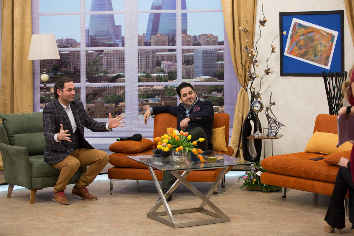 Эксперт по выявлению лжи, участник "Голоса Украины" и другие позитивные гости Фирузы Джалиловой (ВИДЕО, ФОТО)