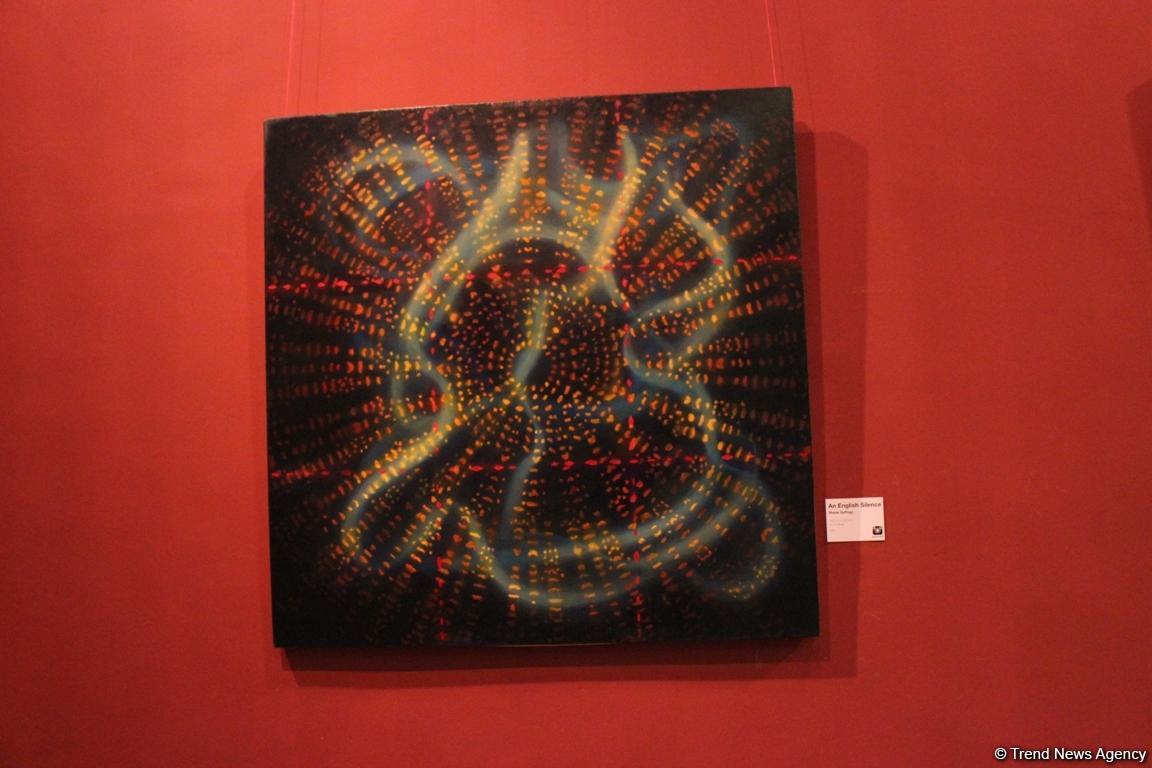 Любимый художник экс-президента США и звезд Голливуда представил в Баку "The observer is the observed" (ФОТО)