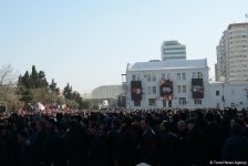 В  Баку прошло всенародное шествие в связи с 25-й годовщиной Ходжалинского геноцида (ФОТО)