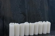 В  Баку прошло всенародное шествие в связи с 25-й годовщиной Ходжалинского геноцида (ФОТО)