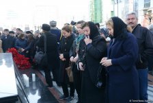 В  Баку прошло всенародное шествие в связи с 25-й годовщиной Ходжалинского геноцида (ФОТО)