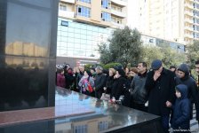 В  Баку прошло всенародное шествие в связи с 25-й годовщиной Ходжалинского геноцида (ФОТО)