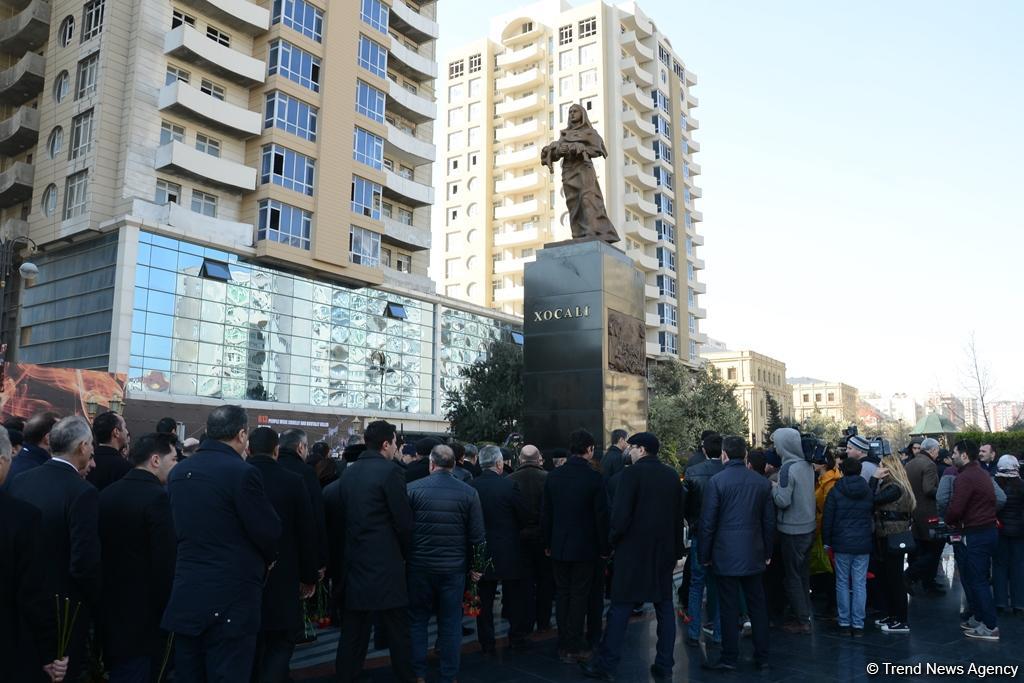 В  Баку прошло всенародное шествие в связи с 25-й годовщиной Ходжалинского геноцида (ФОТО)