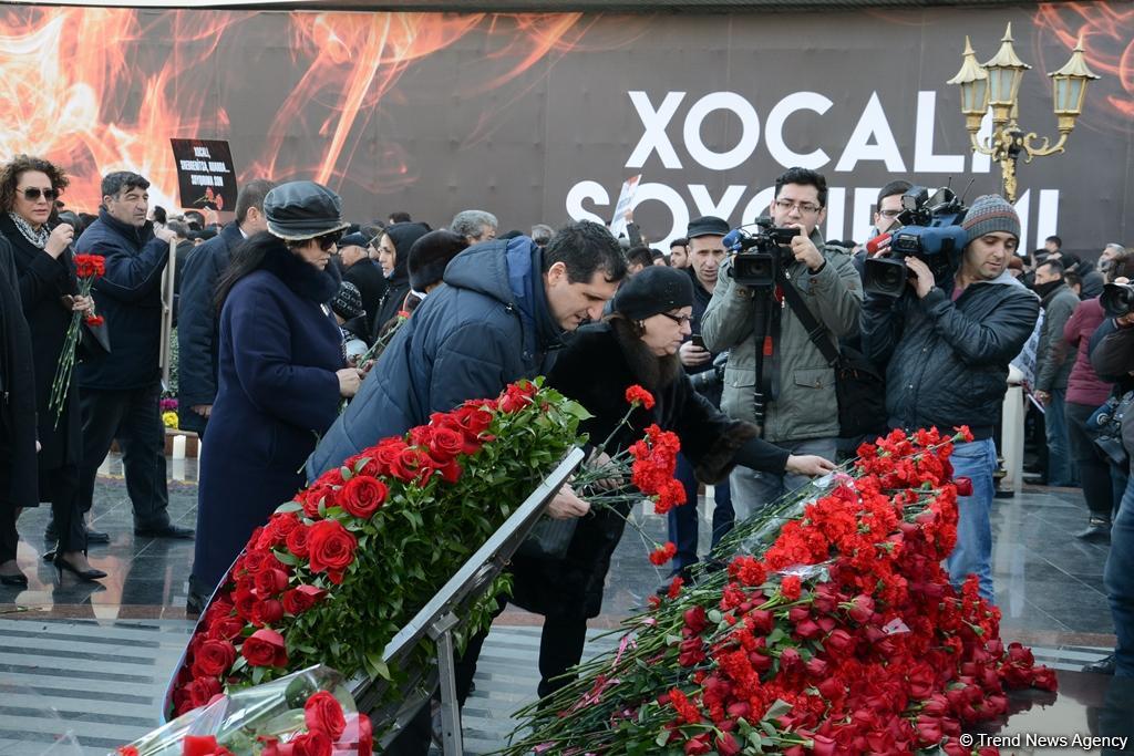 В  Баку прошло всенародное шествие в связи с 25-й годовщиной Ходжалинского геноцида (ФОТО)