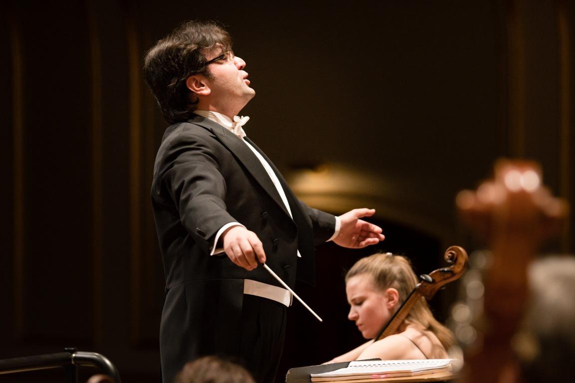 Азербайджанский дирижер стал лауреатом международного конкурса в Гамбурге (ФОТО)