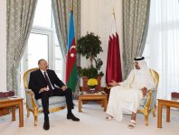 Состоялась встреча один на один Президента Азербайджана и эмира Катара (версия 2)