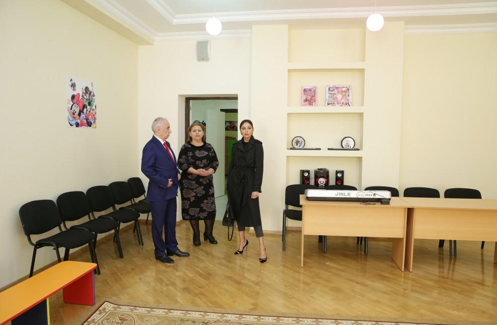 Первый вице-президент Азербайджана Мехрибан Алиева приняла участие в открытии детсада-яслей в поселке Пиршаги (ФОТО)