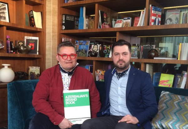 Александр Васильев в гостях у известного азербайджанского телеведущего (ФОТО/ВИДЕО)
