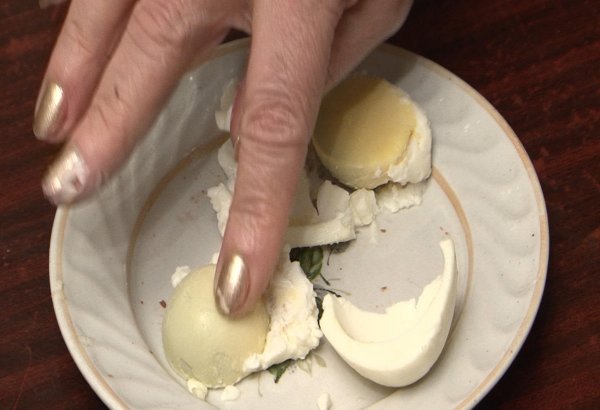 Рена Байрамгызы предостерегает от искусственных продуктов питания (ФОТО)