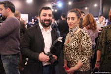 Севда Алекперзаде презентовала клип "Когда вспоминаю тебя" в художественной галерее (ВИДЕО, ФОТО)