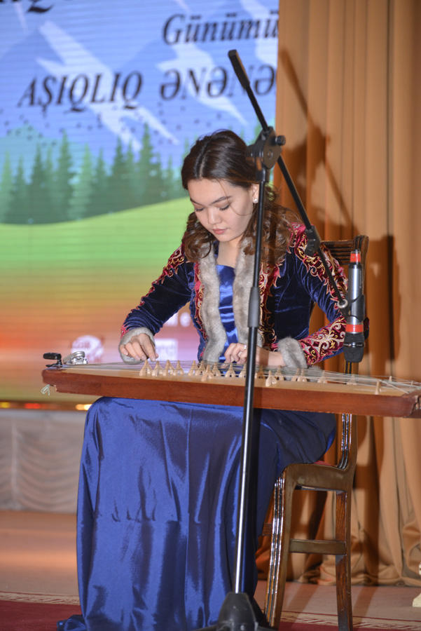 Баку объединяет тюркский мир: От Деде Горгуда до ашугских традиций современности (ФОТО)