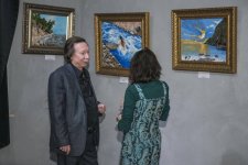 В Баку открылась выставка Бориса Щетинкина "Несовременный взгляд" (ФОТО)