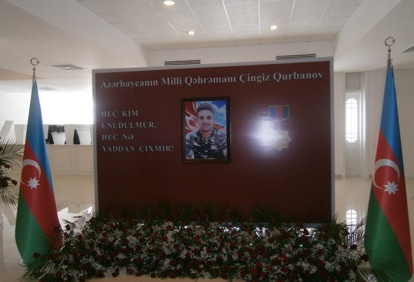 В Баку прошла церемония поминовения Национального героя Чингиза Гурбанова (ФОТО)