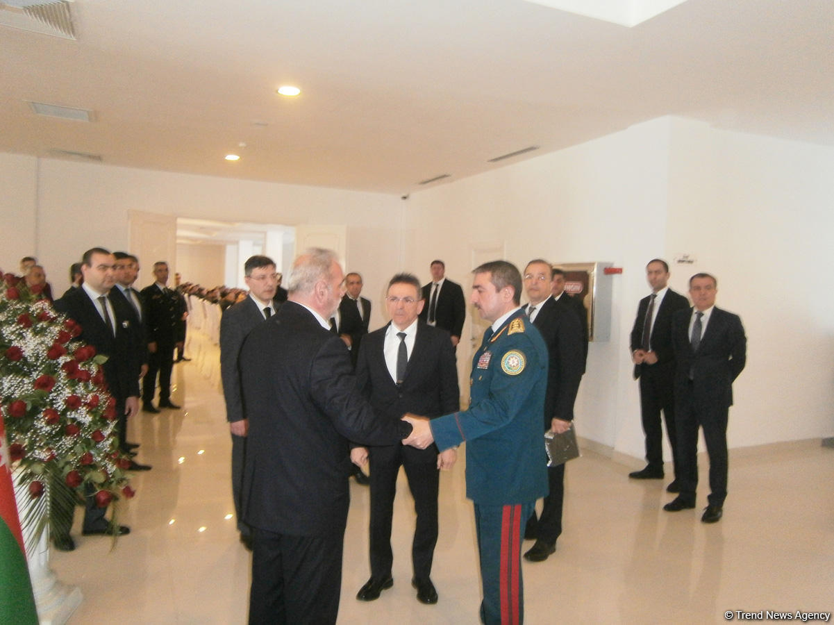 В Баку прошла церемония поминовения Национального героя Чингиза Гурбанова (ФОТО)