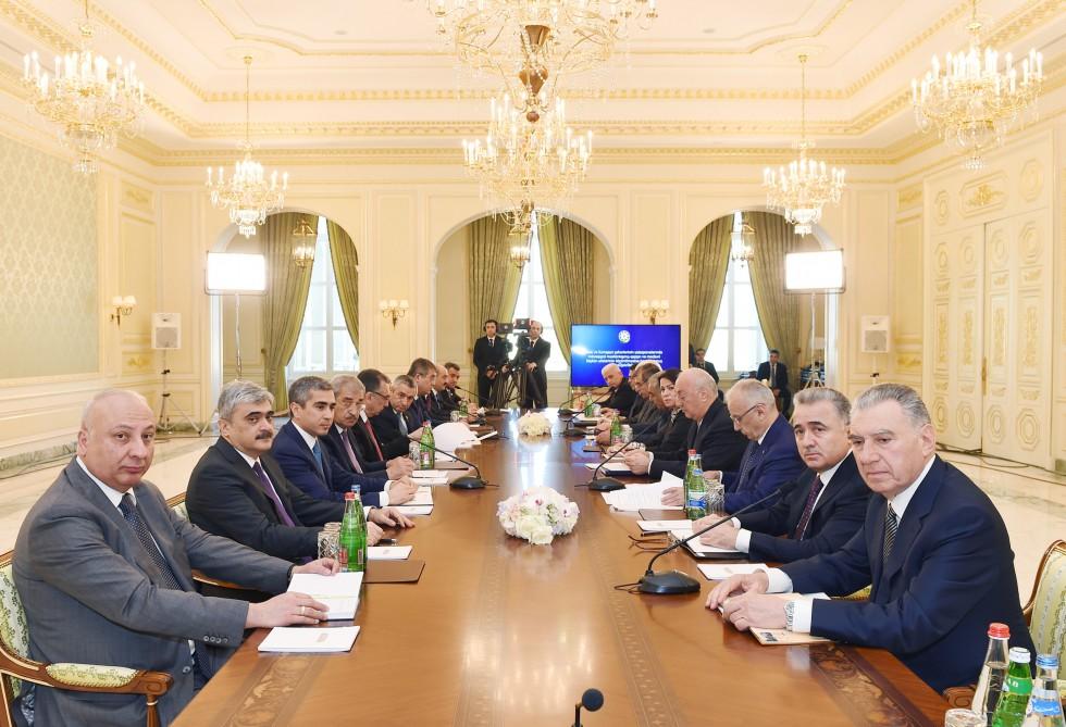 Под председательством Первого вице-президента Азербайджана Мехрибан Алиевой состоялось совещание (ФОТО)