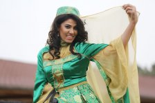 Сильнейшая паратхэквондистка мира Айнур Мамедова в образе символа Новруза на коне (ФОТО)