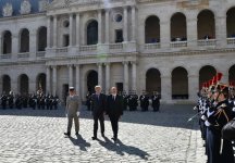 В Париже состоялась  церемония официальной встречи Президента Азербайджана (ФОТО)