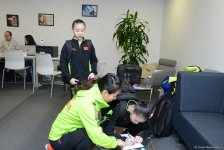 Делегации различных стран проходят аккредитацию на Кубок мира по спортивной гимнастике в Баку (ФОТОРЕПОРТАЖ)