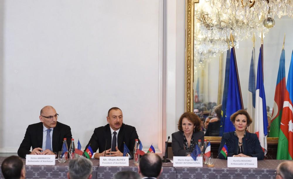 Президент Ильхам Алиев: Общий объем инвестиций французских  компаний в экономику Азербайджана превышает $2 млрд
