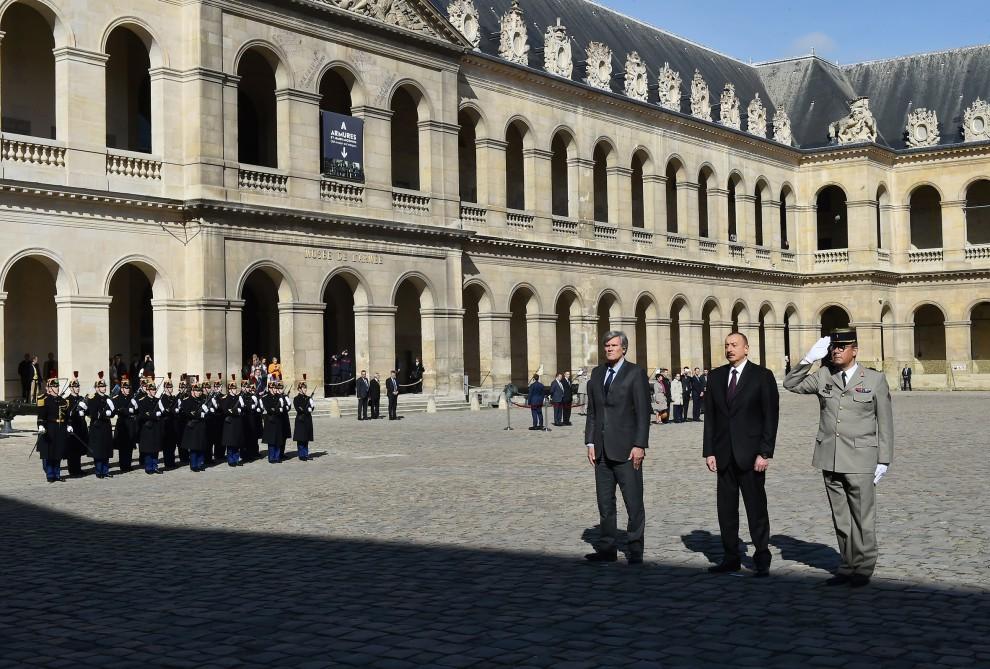 В Париже состоялась  церемония официальной встречи Президента Азербайджана (ФОТО)