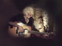 В Москве скончался продюсер и композитор Заур Кямал, которого знали как "Батя"