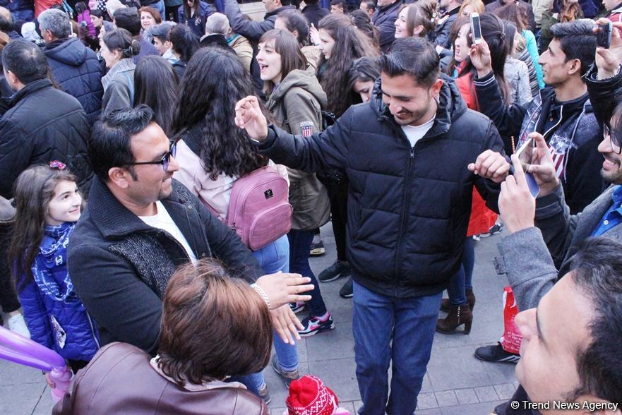 Потрясающий Фестиваль Новруза в Баку: Карабахские скакуны, национальные блюда, музыка и танцы (ФОТО)