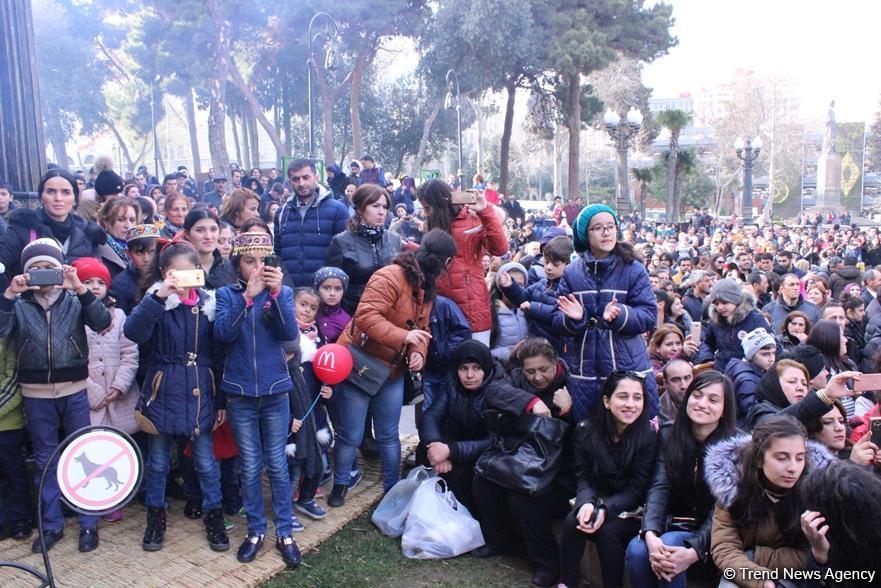 Потрясающий Фестиваль Новруза в Баку: Карабахские скакуны, национальные блюда, музыка и танцы (ФОТО)