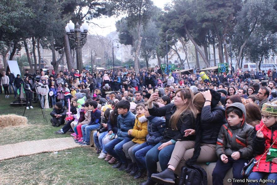 Потрясающий Фестиваль Новруза в Баку: Карабахские скакуны, национальные блюда, музыка и танцы (ФОТО)